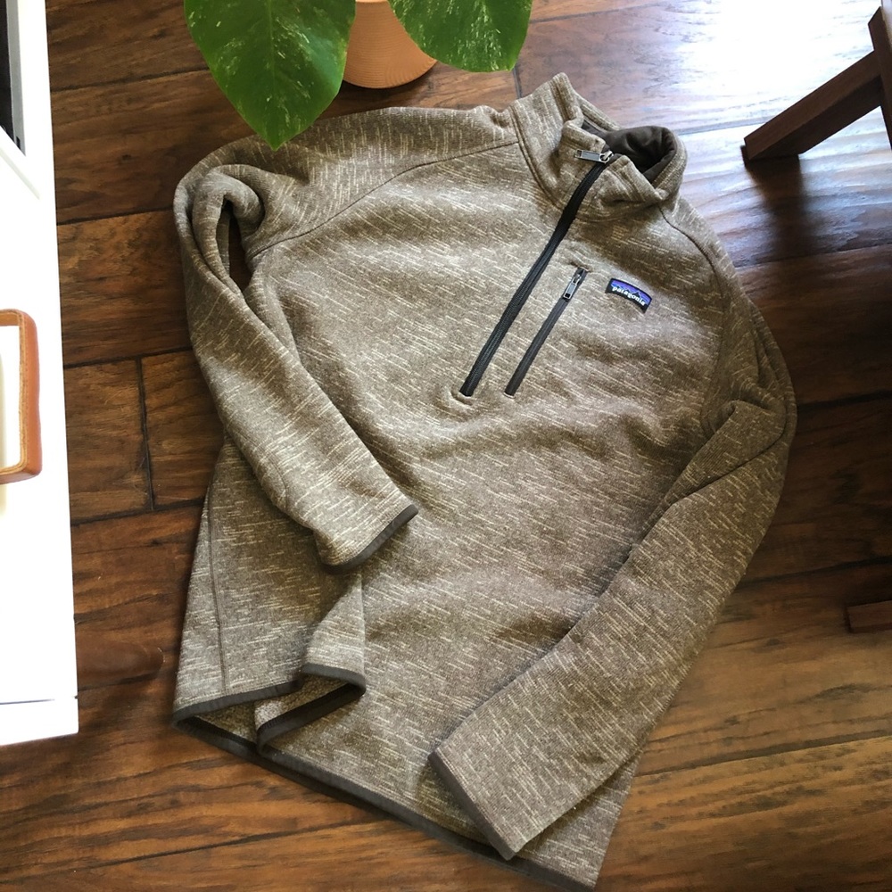 Patagonia Men’s better sweater 1/4 zip size L